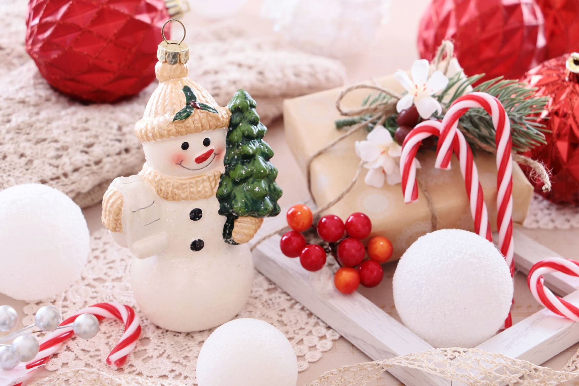 2023年】彼女に贈ると喜ばれる人気のクリスマスプレゼント！学生・社会 