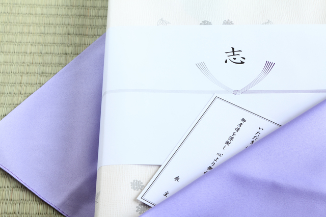 香典返し三千円